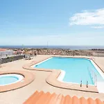 Caleta Deluxe *