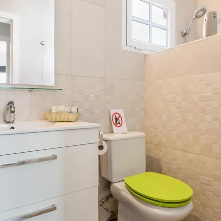 Caleta Deluxe Апартаменты *