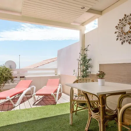 Caleta Deluxe Апартаменты